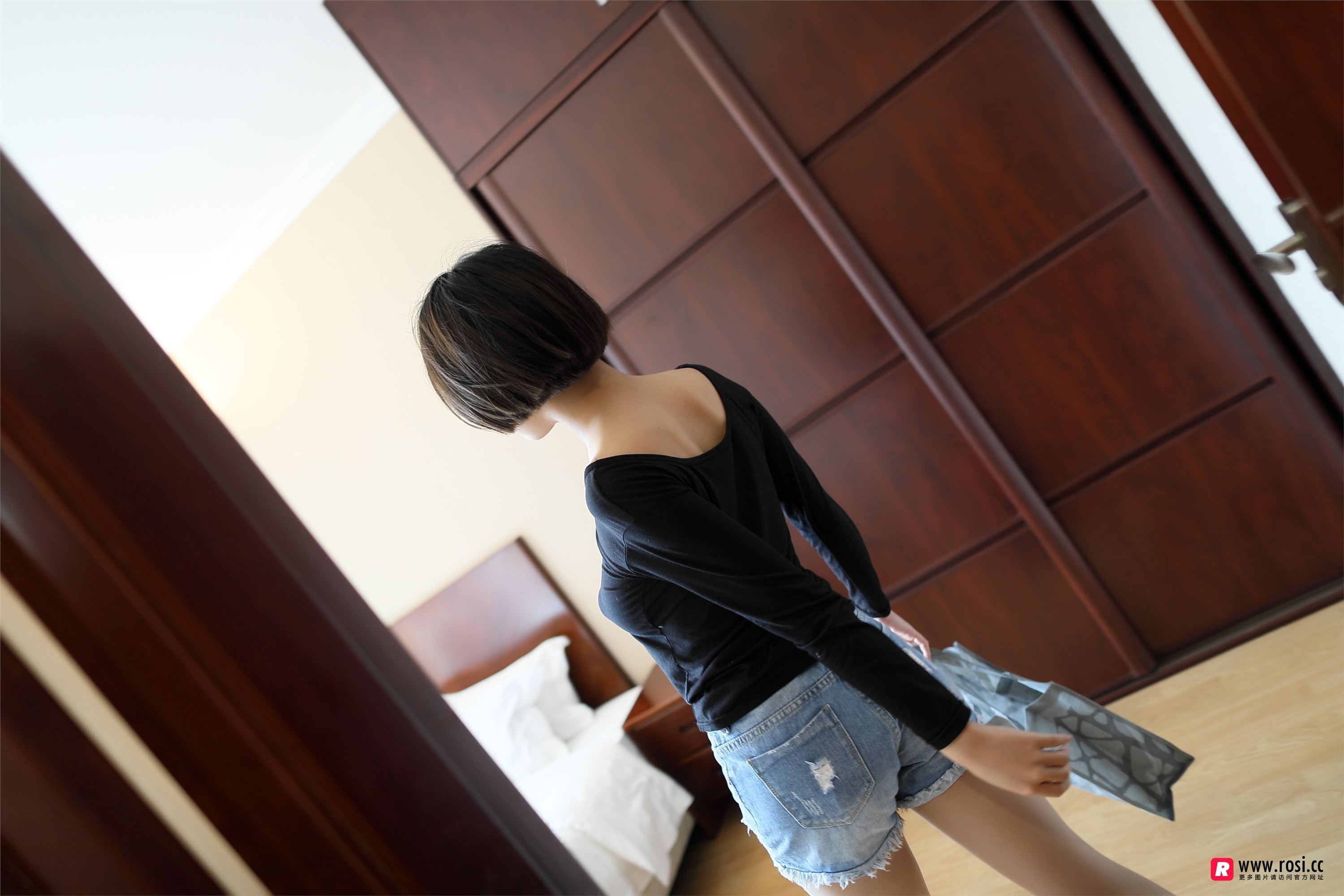 [ROSI写真]2018.08.25 艺学妹 NO.0017